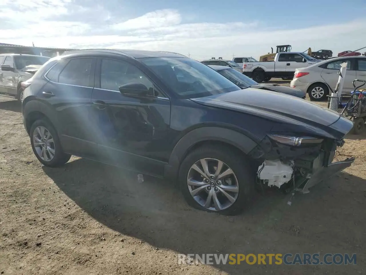 4 Фотография поврежденного автомобиля 3MVDMBDL9MM264017 MAZDA CX30 2021