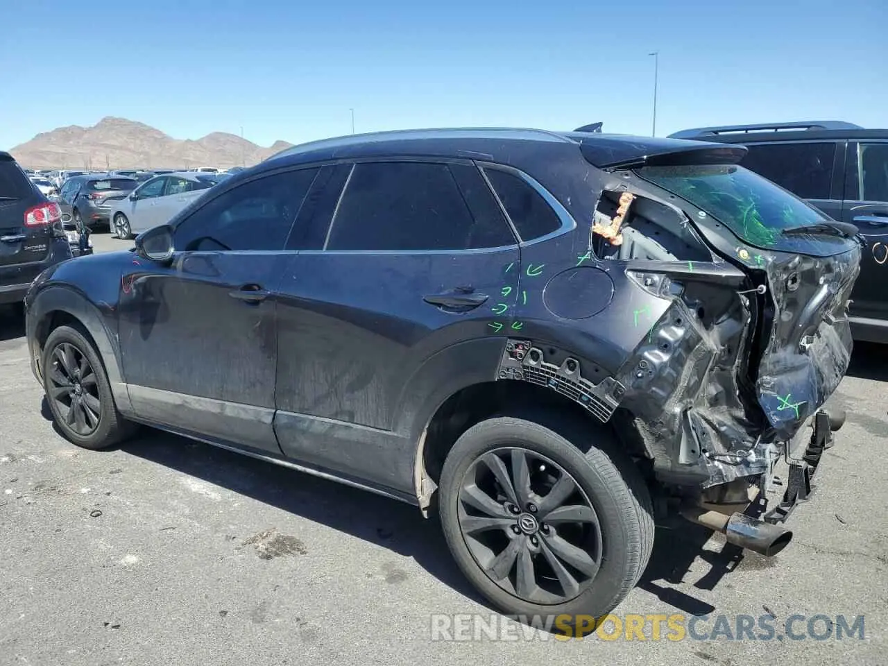 2 Фотография поврежденного автомобиля 3MVDMBDY0MM254973 MAZDA CX30 2021