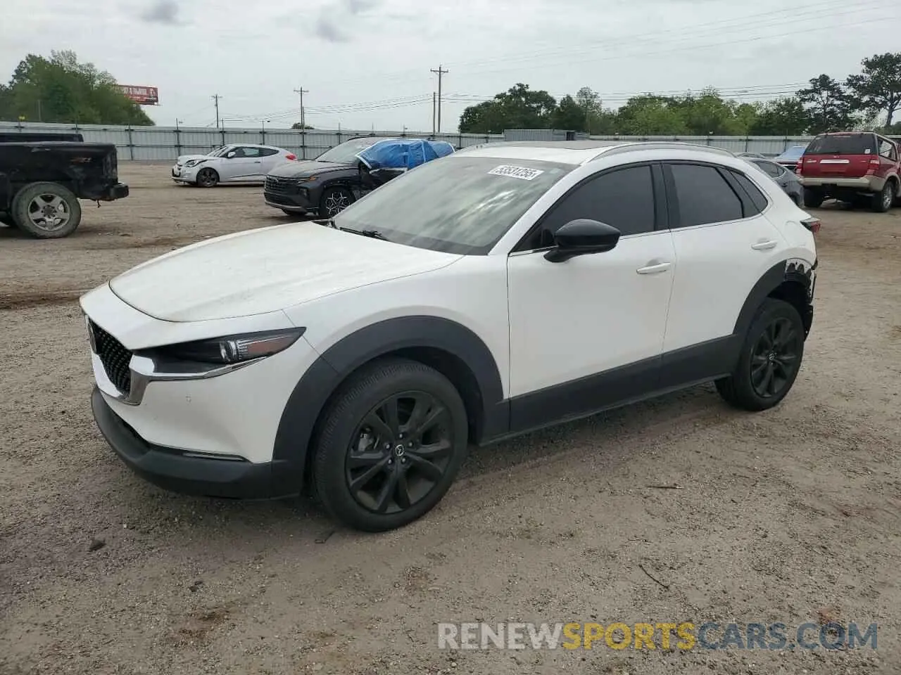1 Photograph of a damaged car 3MVDMBEY0MM249142 MAZDA CX30 2021