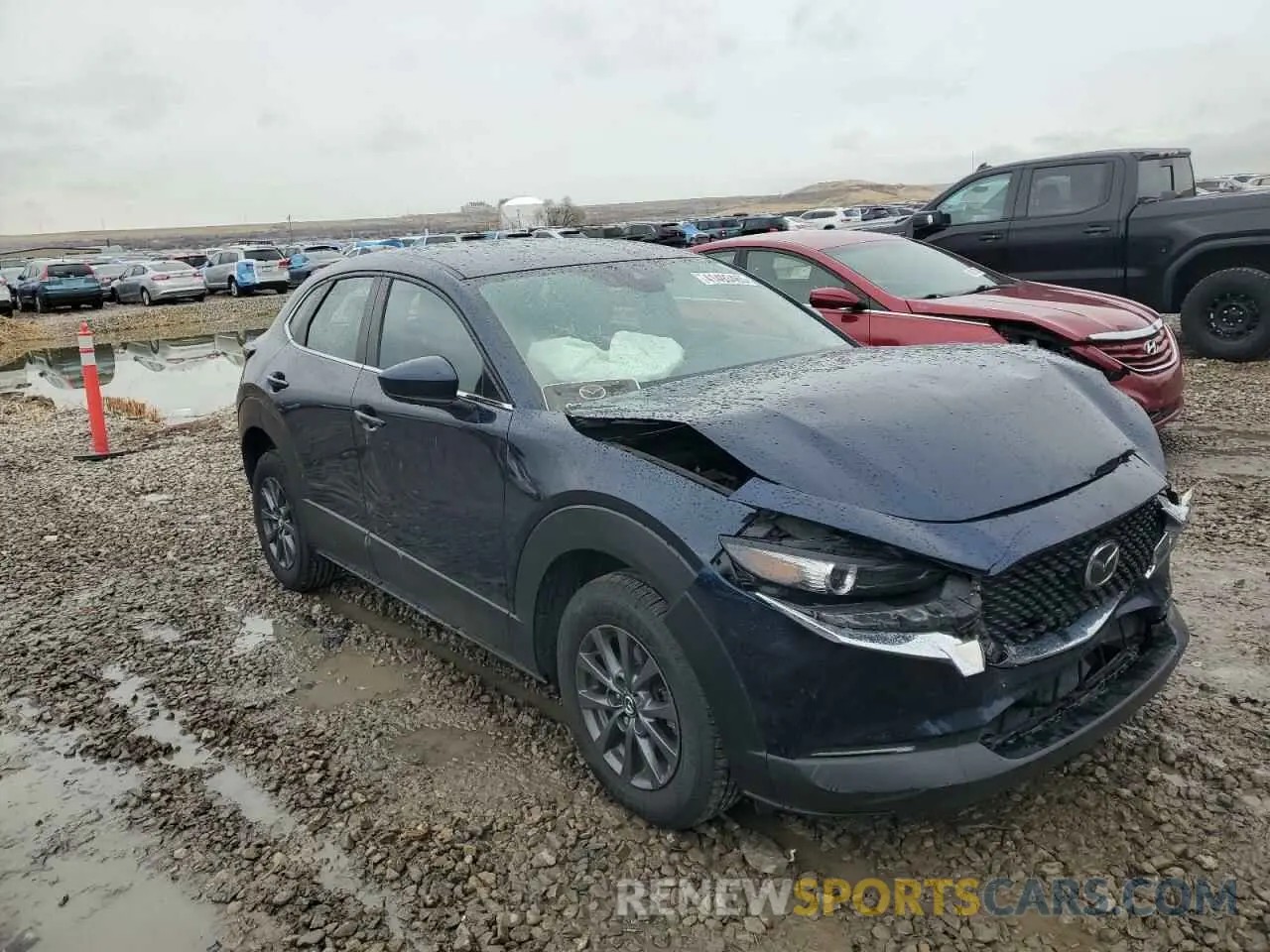 4 Photograph of a damaged car 3MVDMBAL7NM418164 MAZDA CX30 2022