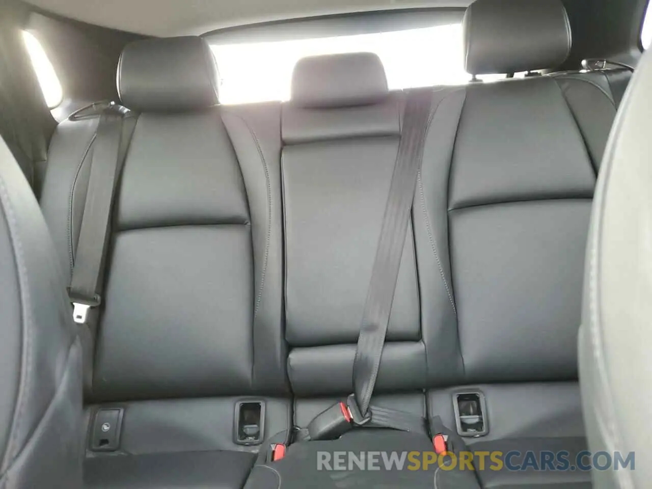 10 Фотография поврежденного автомобиля 3MVDMBAY8NM447233 MAZDA CX30 2022