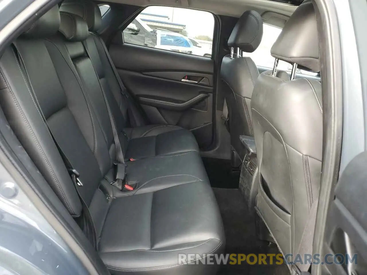 11 Фотография поврежденного автомобиля 3MVDMBAY8NM447233 MAZDA CX30 2022