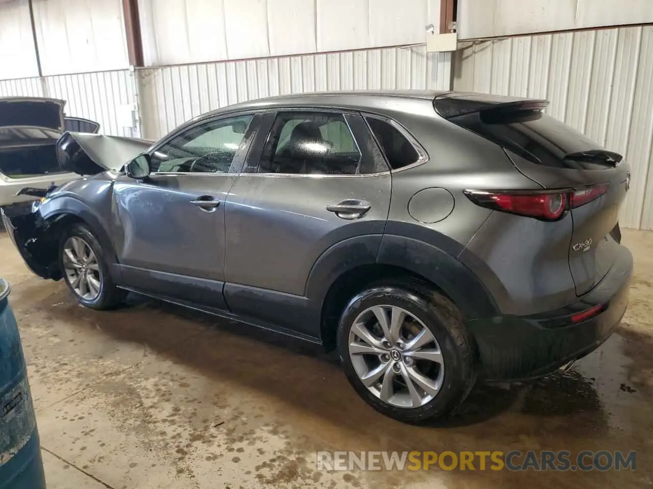 2 Photograph of a damaged car 3MVDMBBL0NM457225 MAZDA CX30 2022