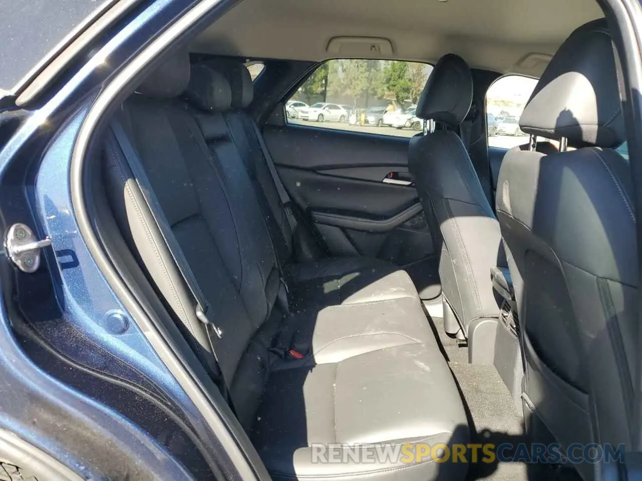 10 Фотография поврежденного автомобиля 3MVDMBBL0NM458035 MAZDA CX30 2022
