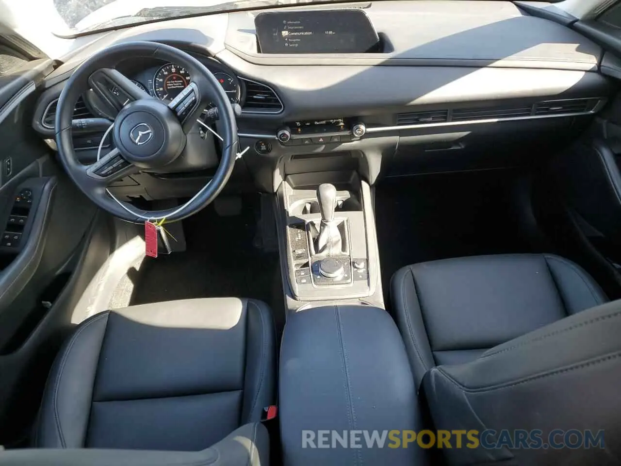 8 Фотография поврежденного автомобиля 3MVDMBBL0NM458035 MAZDA CX30 2022