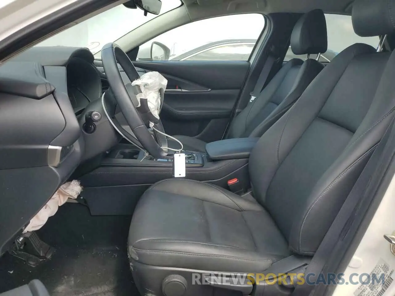 7 Фотография поврежденного автомобиля 3MVDMBBL1NM403335 MAZDA CX30 2022