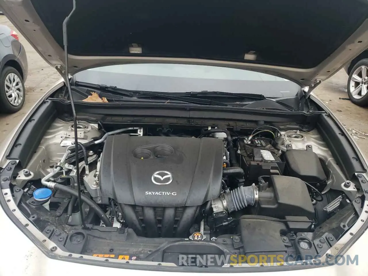 12 Фотография поврежденного автомобиля 3MVDMBBL1NM445651 MAZDA CX30 2022