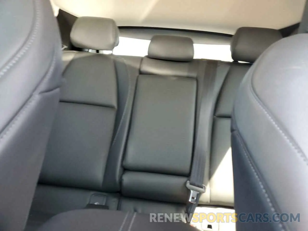 10 Photograph of a damaged car 3MVDMBBL3NM456361 MAZDA CX30 2022