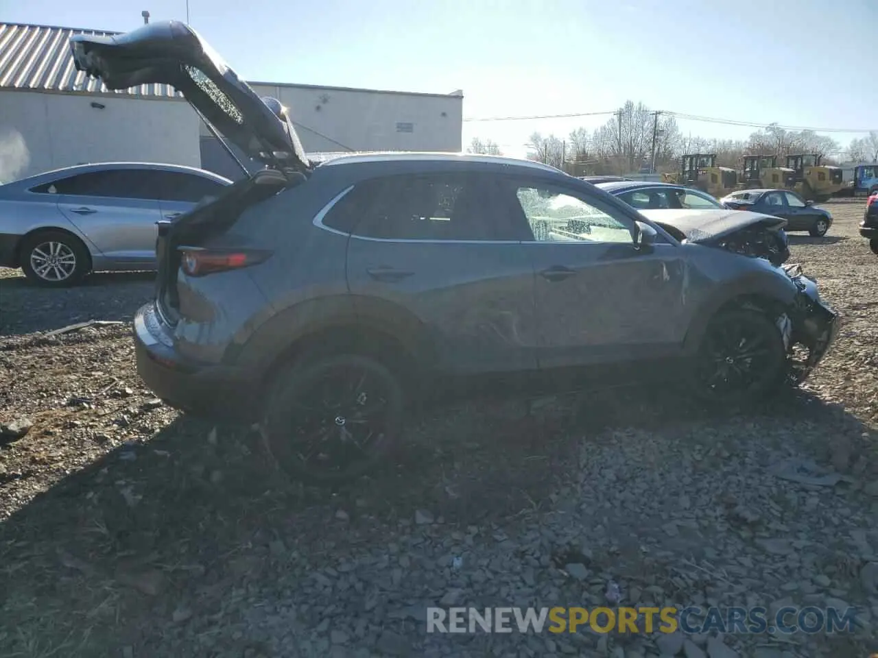 3 Photograph of a damaged car 3MVDMBCL1NM447155 MAZDA CX30 2022