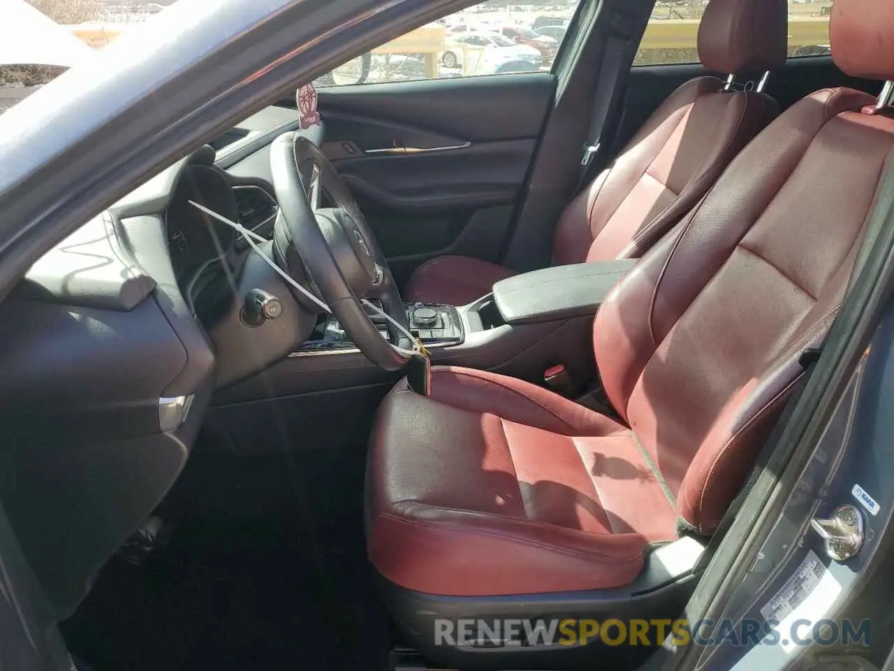 7 Photograph of a damaged car 3MVDMBCL2NM430056 MAZDA CX30 2022
