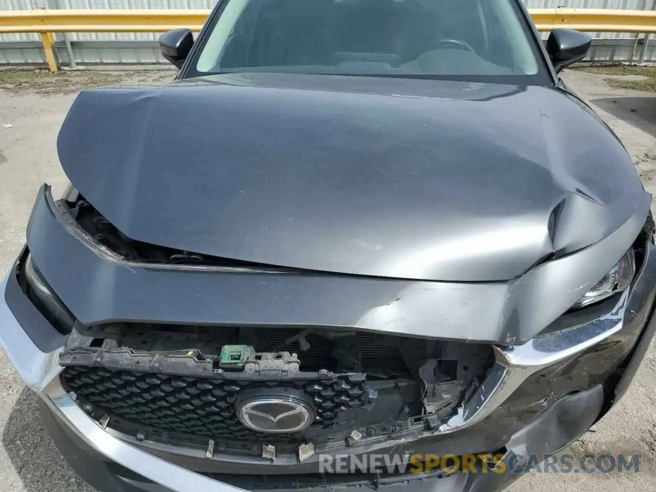 12 Фотография поврежденного автомобиля 3MVDMBCL2NM440795 MAZDA CX30 2022