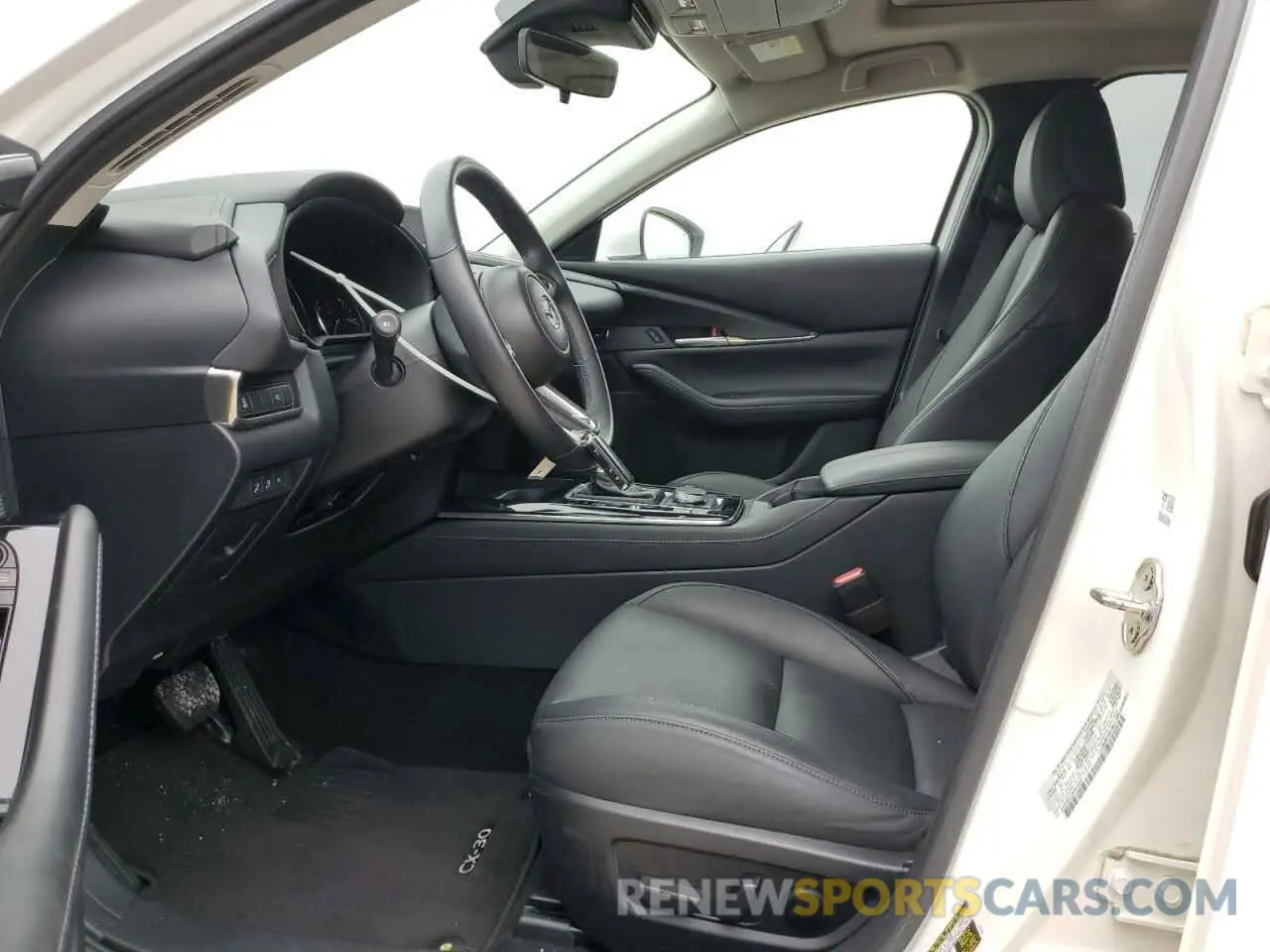 7 Фотография поврежденного автомобиля 3MVDMBCL6NM432960 MAZDA CX30 2022