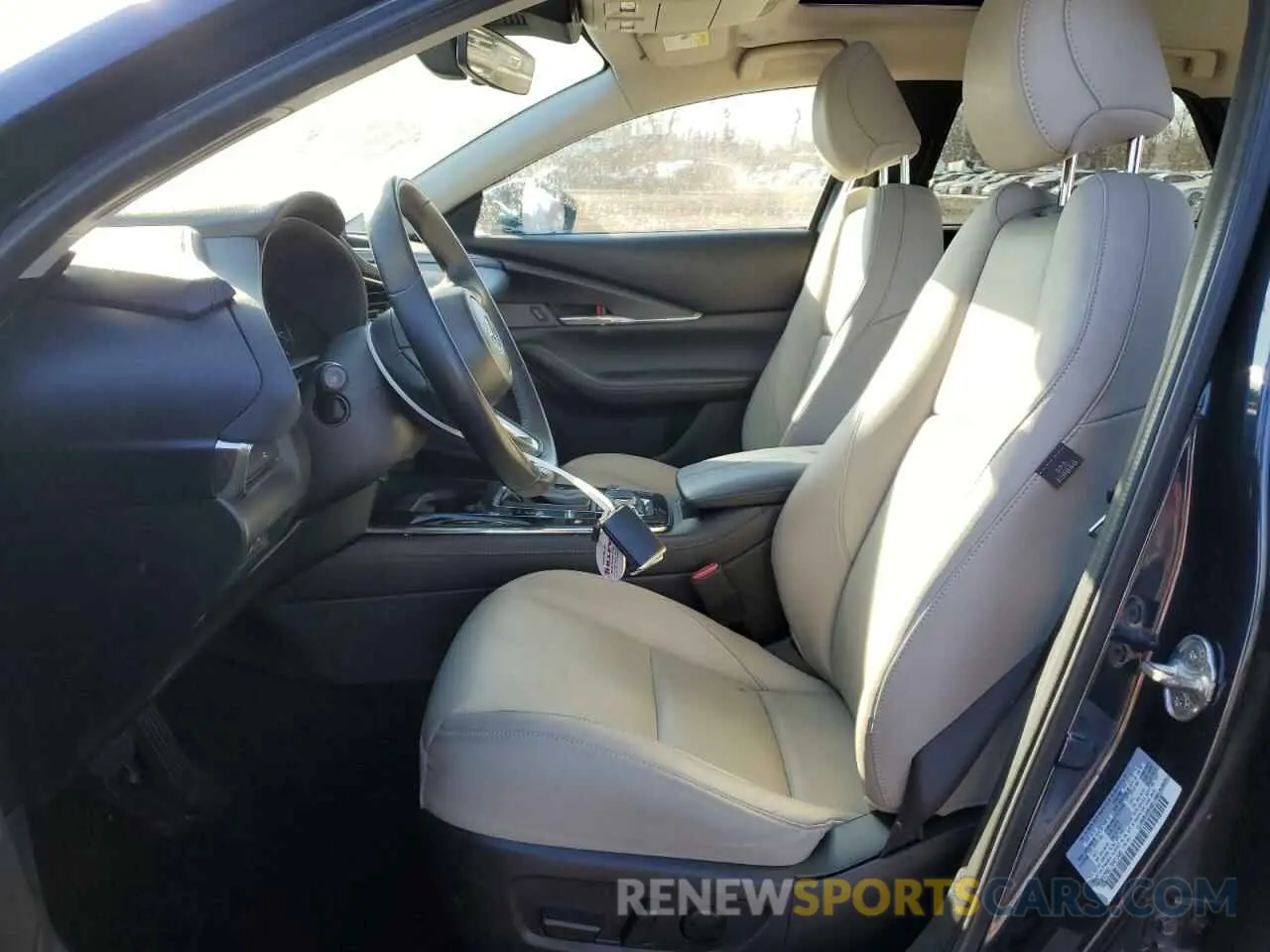 7 Фотография поврежденного автомобиля 3MVDMBCL7NM410482 MAZDA CX30 2022