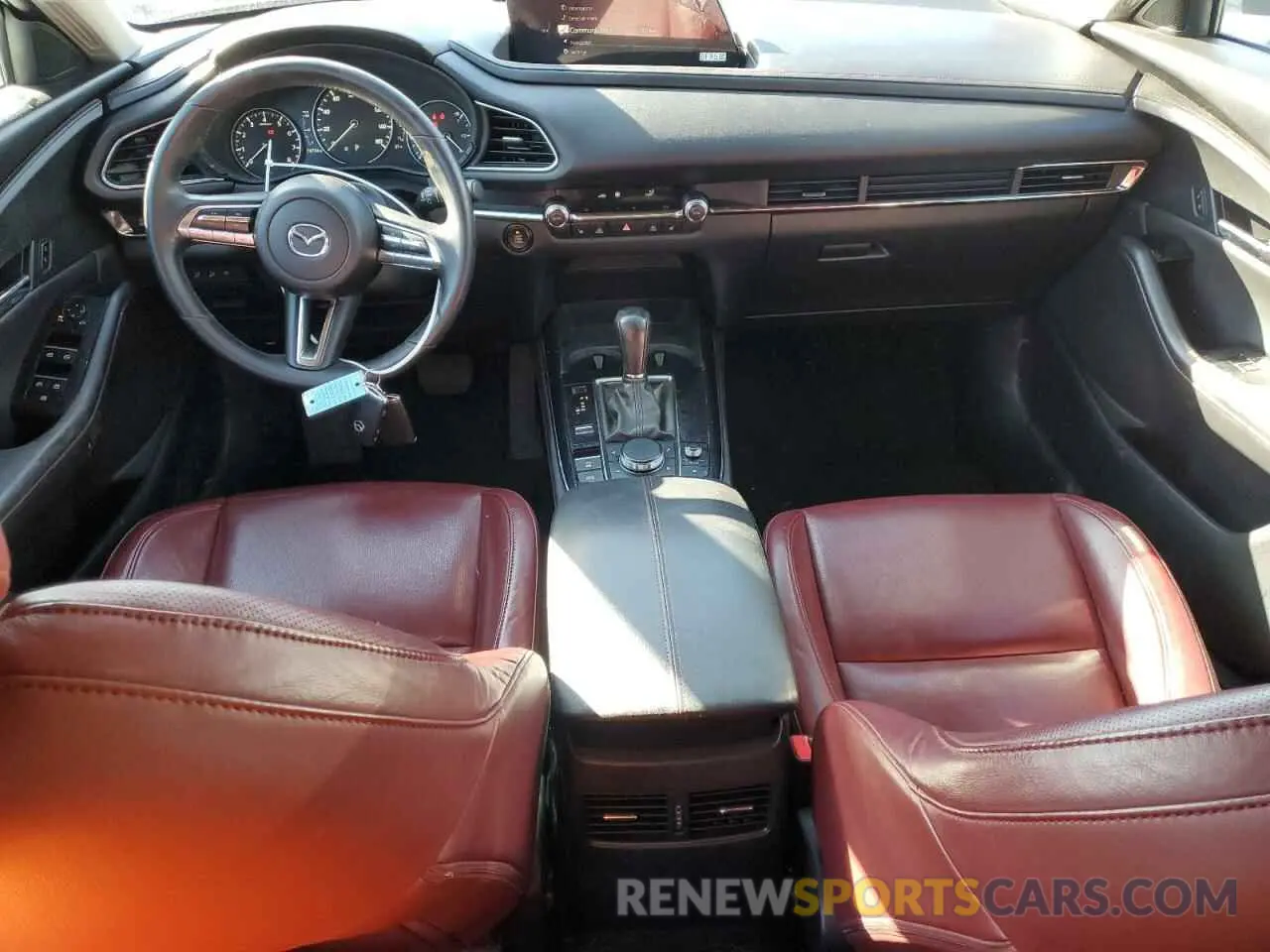 8 Фотография поврежденного автомобиля 3MVDMBCL7NM439691 MAZDA CX30 2022