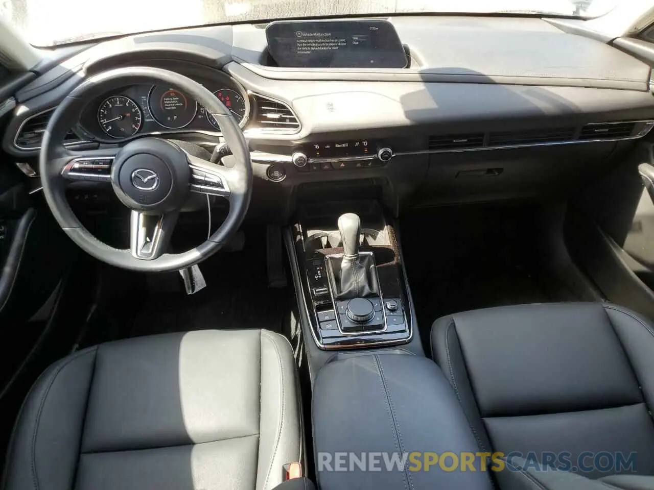 9 Фотография поврежденного автомобиля 3MVDMBCL8NM457925 MAZDA CX30 2022