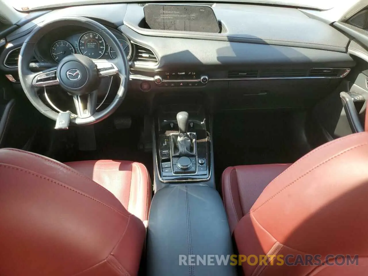 8 Photograph of a damaged car 3MVDMBCL9NM433987 MAZDA CX30 2022