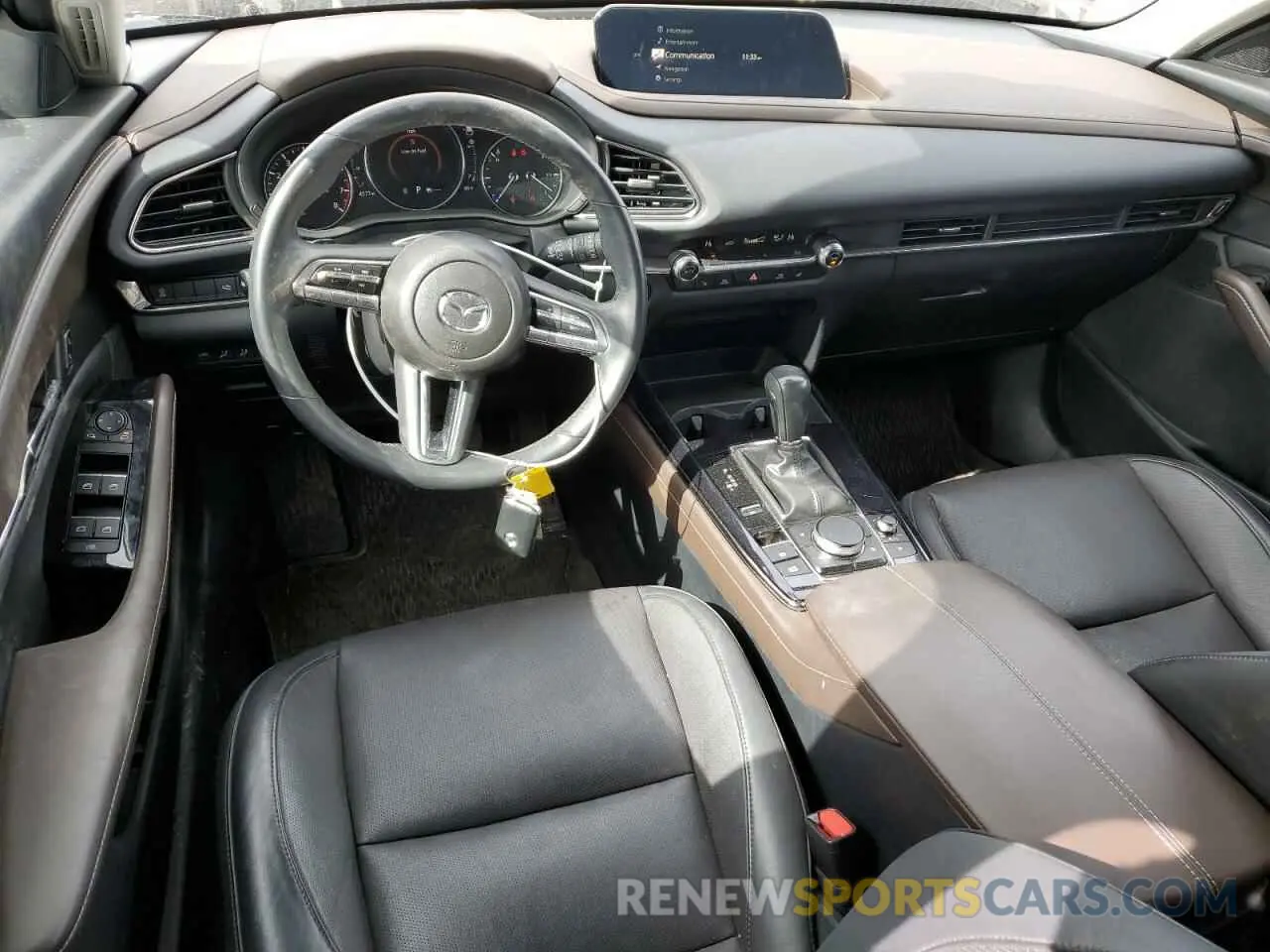 8 Фотография поврежденного автомобиля 3MVDMBDL4NM447276 MAZDA CX30 2022