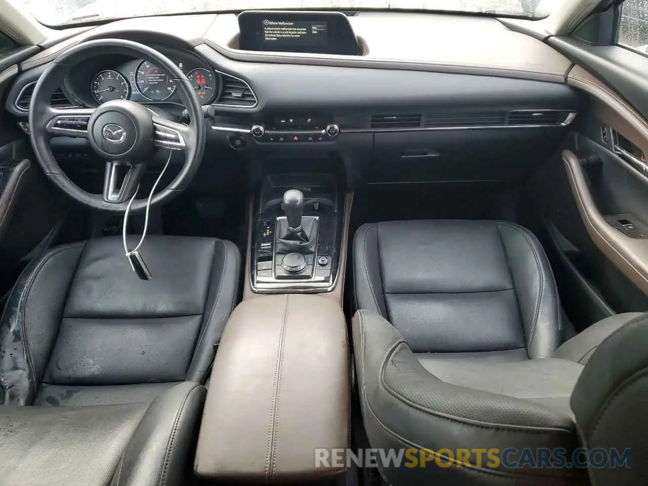 8 Фотография поврежденного автомобиля 3MVDMBDL7NM443738 MAZDA CX30 2022