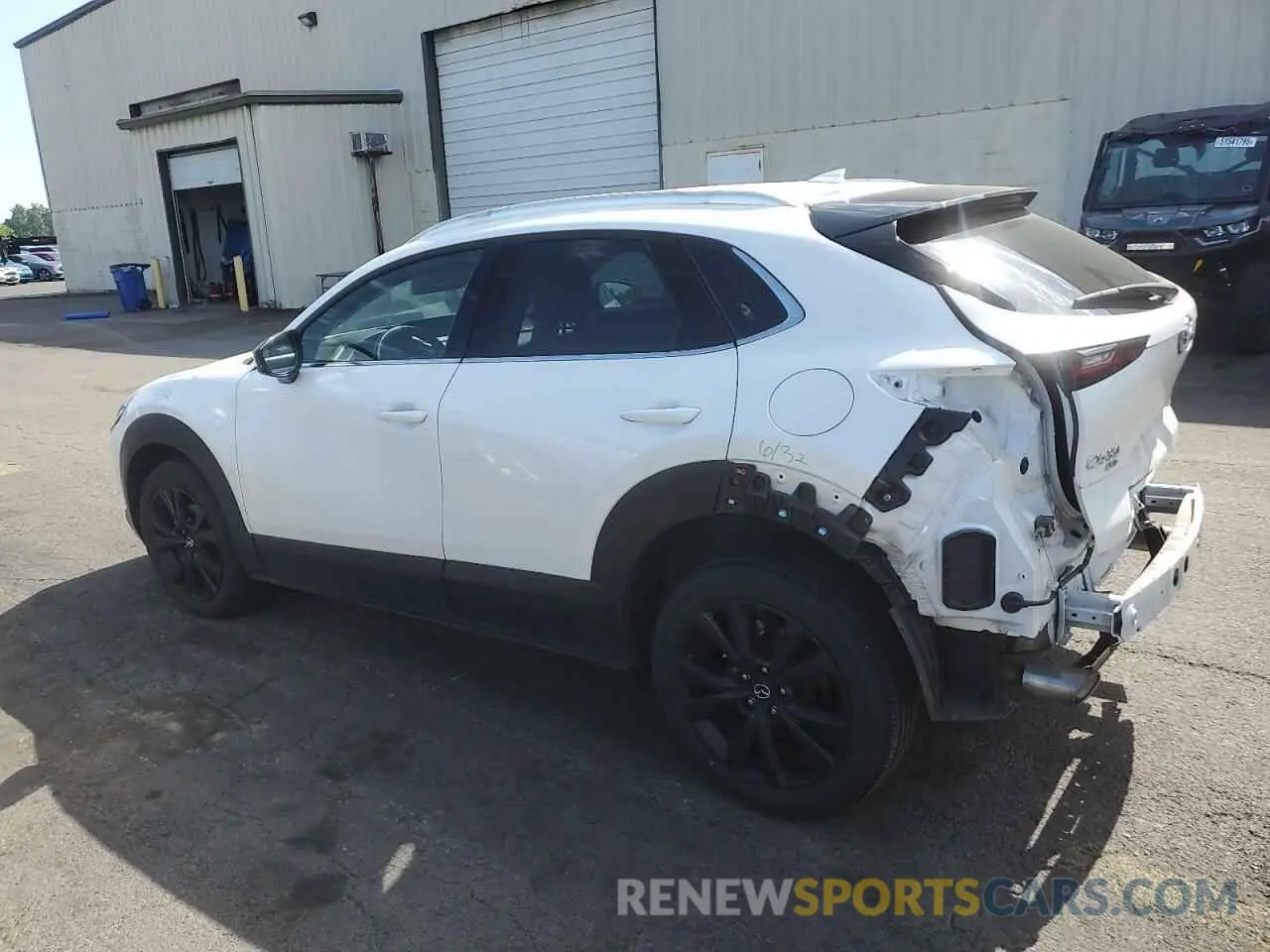2 Фотография поврежденного автомобиля 3MVDMBDY4NM426830 MAZDA CX30 2022