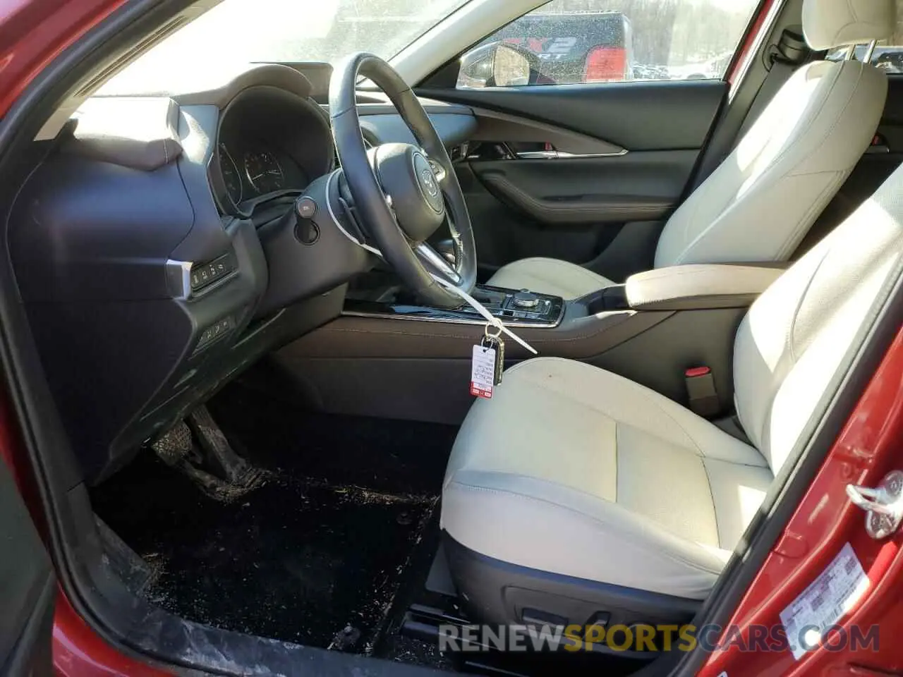 7 Фотография поврежденного автомобиля 3MVDMBEY9NM442620 MAZDA CX30 2022