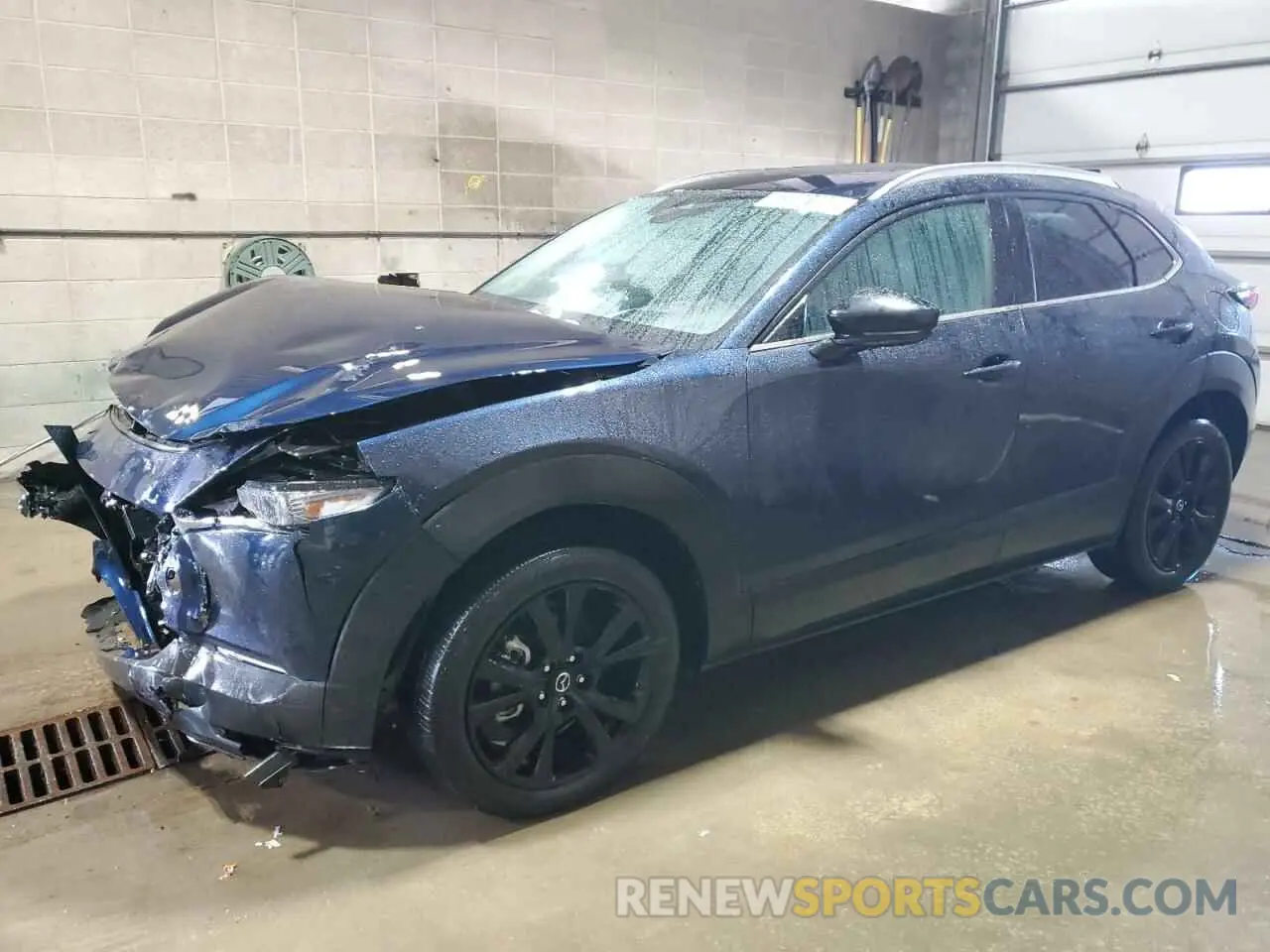 1 Фотография поврежденного автомобиля 3MVDMBEYXNM419525 MAZDA CX30 2022