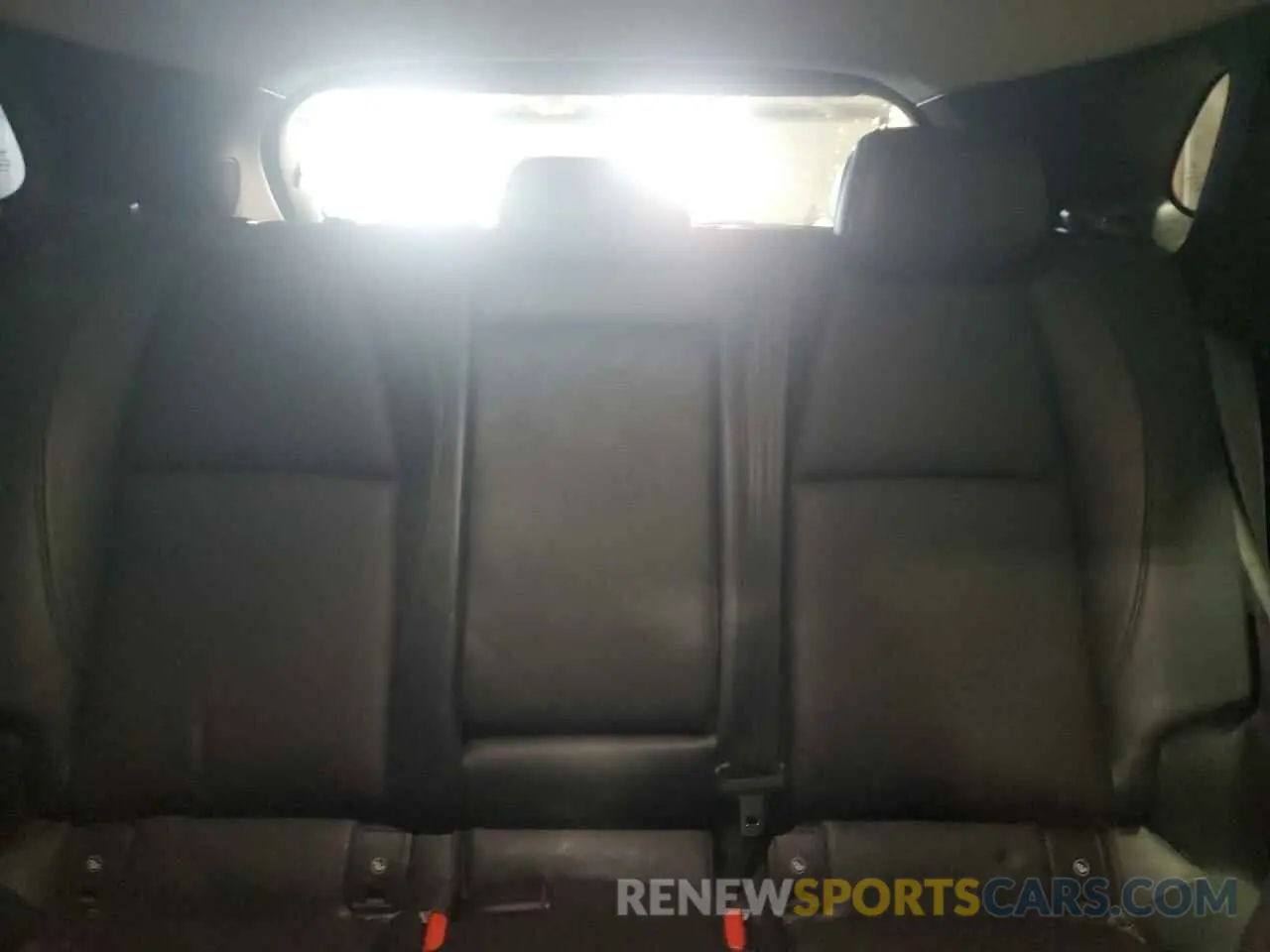 10 Фотография поврежденного автомобиля 3MVDMBEYXNM419525 MAZDA CX30 2022
