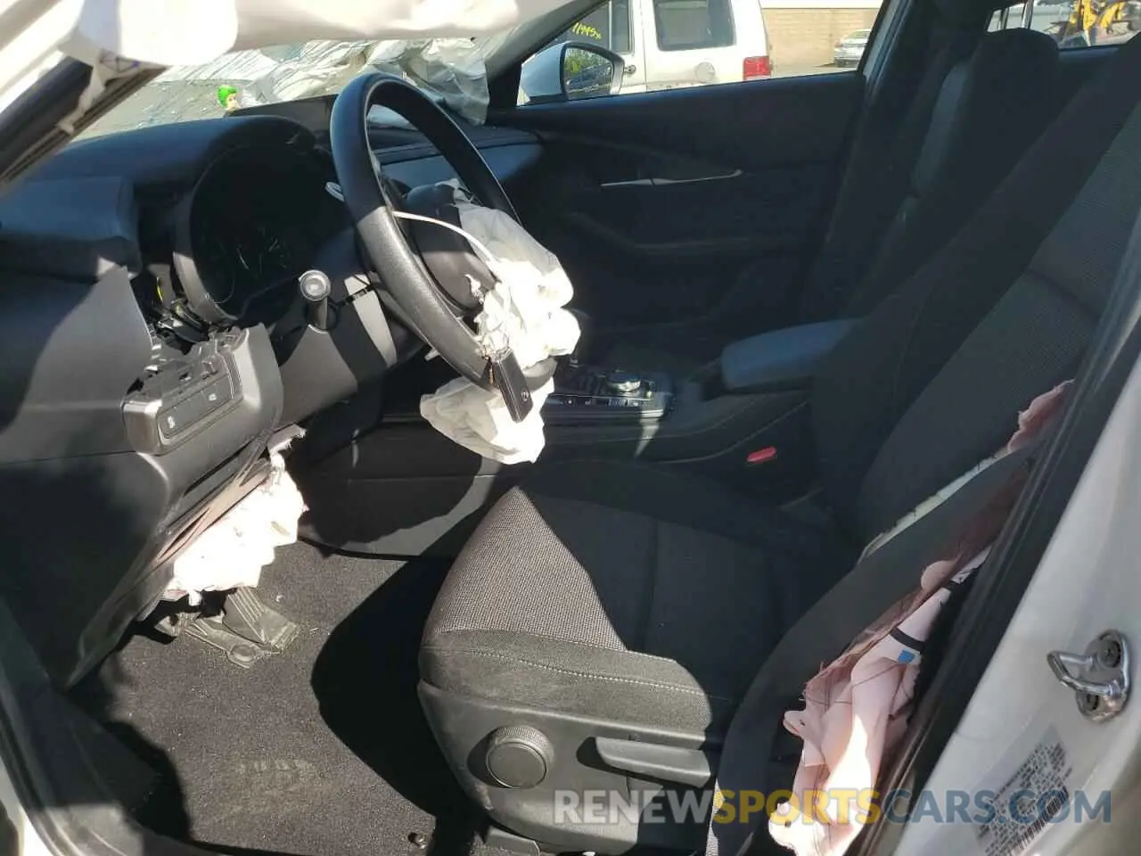 7 Photograph of a damaged car 3MVDMBAM0PM506565 MAZDA CX30 2023