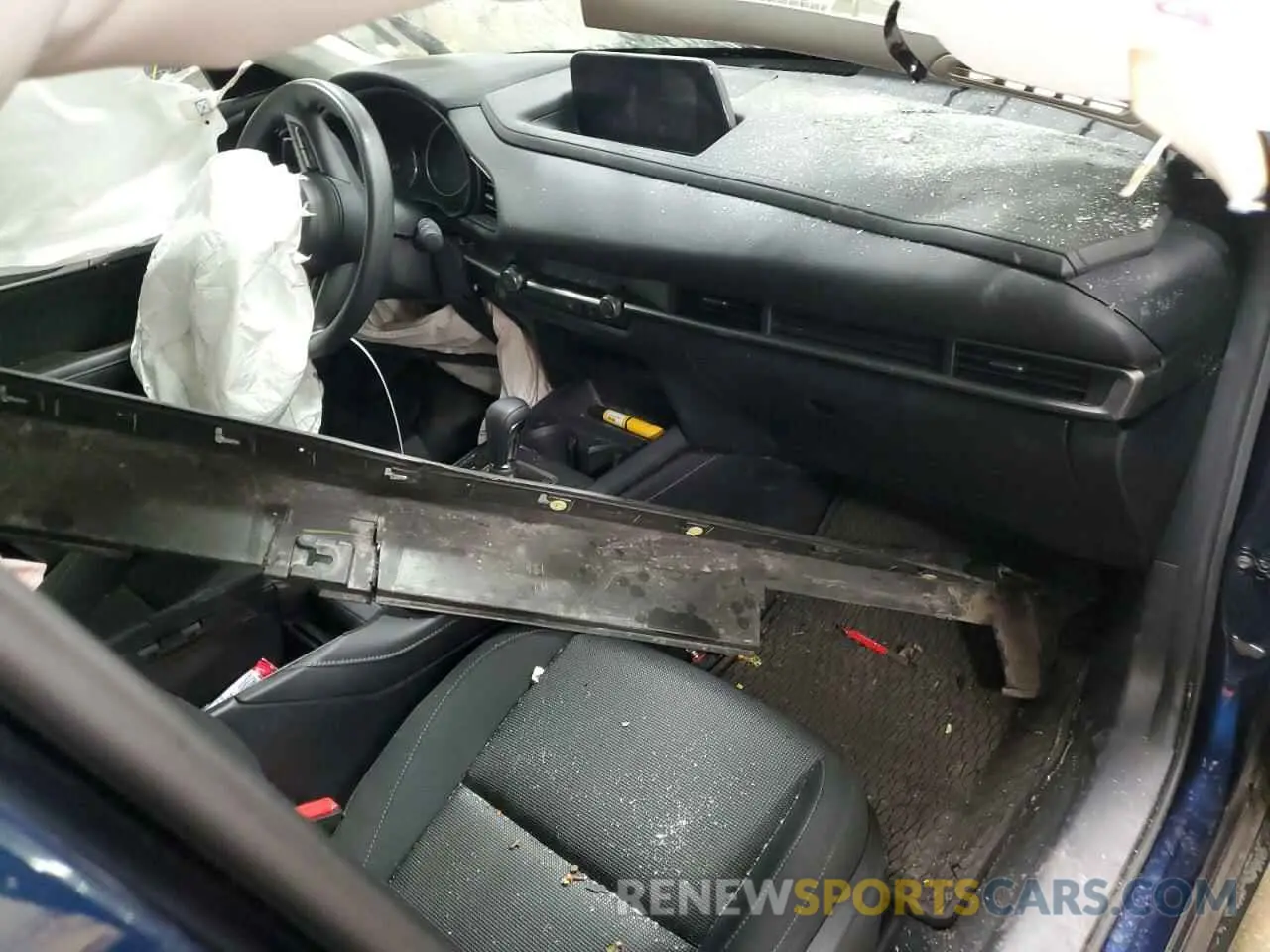 8 Фотография поврежденного автомобиля 3MVDMBAM1PM565897 MAZDA CX30 2023