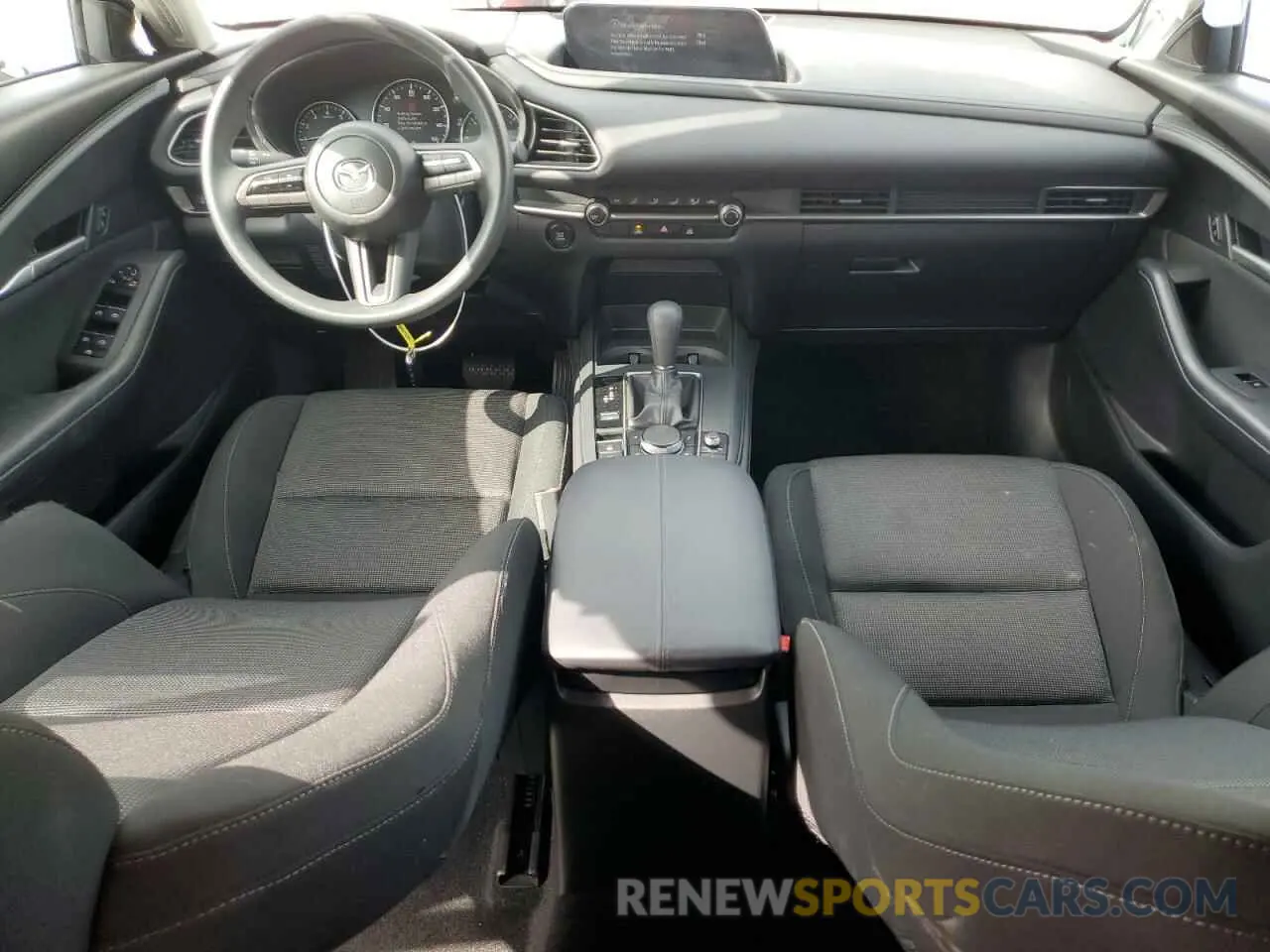 8 Фотография поврежденного автомобиля 3MVDMBAM4PM522056 MAZDA CX30 2023