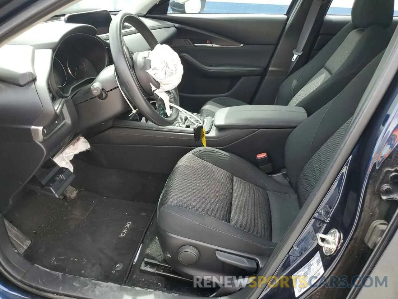 7 Photograph of a damaged car 3MVDMBAM4PM586047 MAZDA CX30 2023