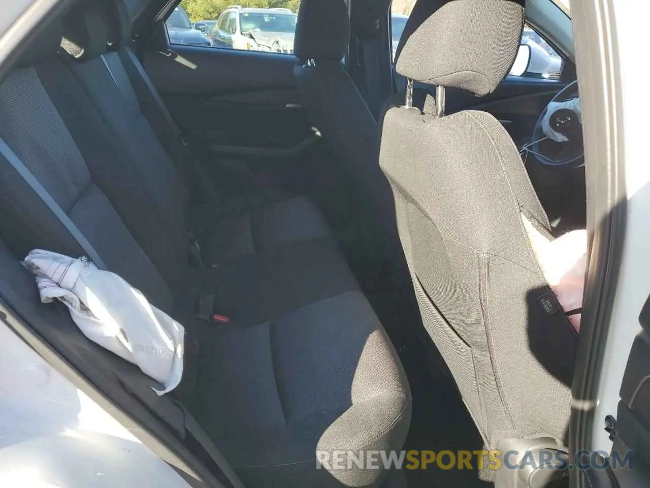 11 Фотография поврежденного автомобиля 3MVDMBAM9PM542965 MAZDA CX30 2023