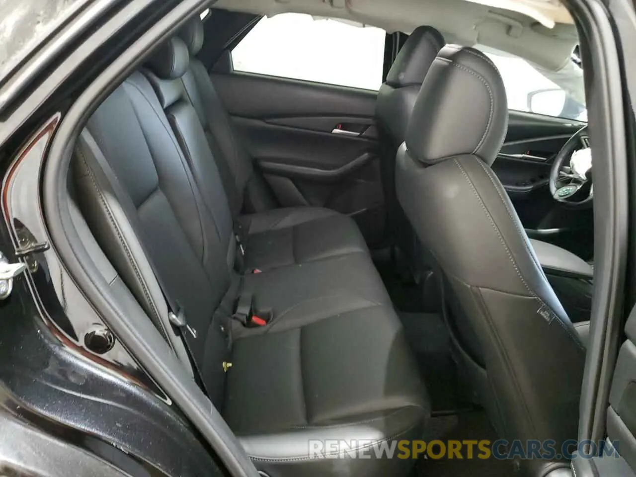 10 Photograph of a damaged car 3MVDMBBM0PM574671 MAZDA CX30 2023