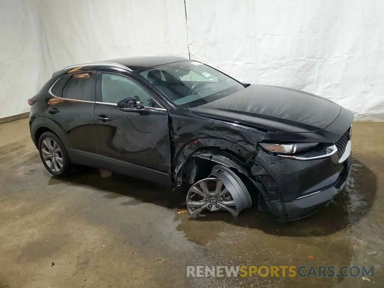 4 Photograph of a damaged car 3MVDMBBM0PM574671 MAZDA CX30 2023