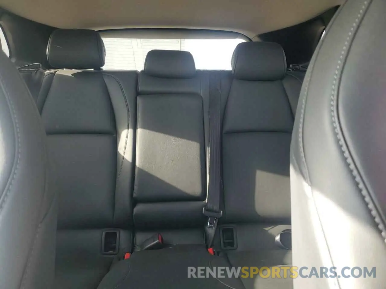 10 Фотография поврежденного автомобиля 3MVDMBBM1PM571746 MAZDA CX30 2023