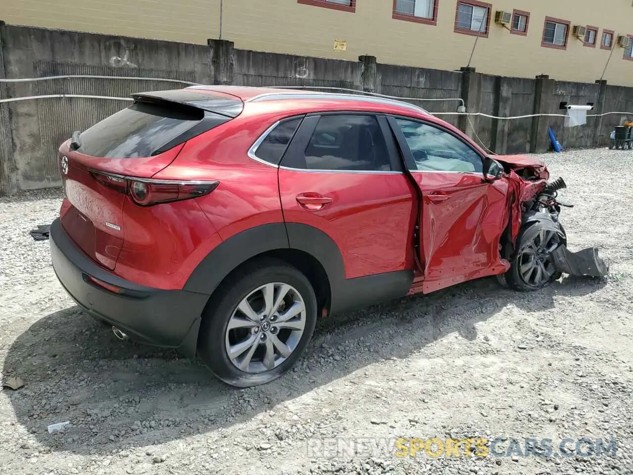 3 Photograph of a damaged car 3MVDMBBM3PM555743 MAZDA CX30 2023
