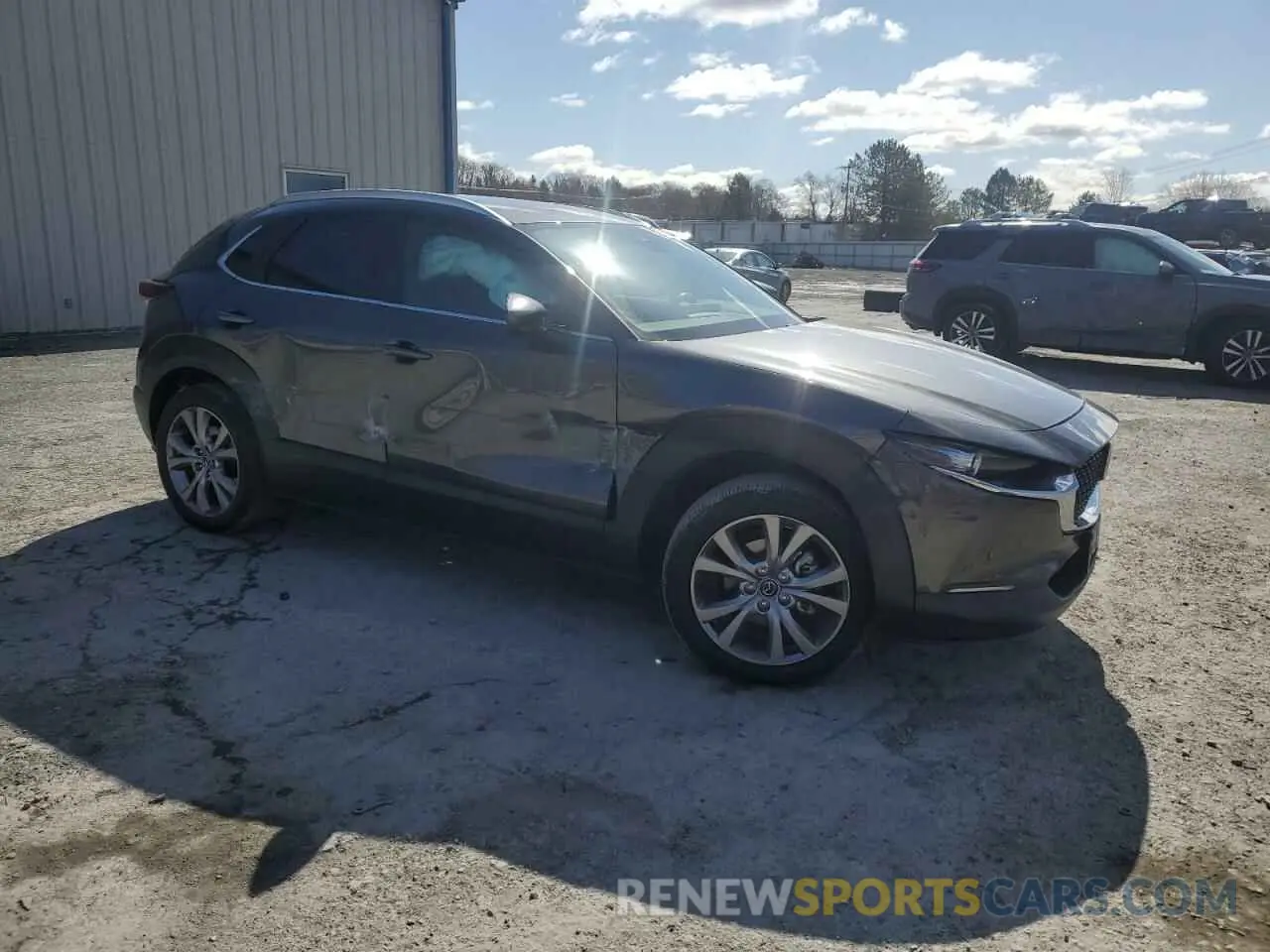 4 Фотография поврежденного автомобиля 3MVDMBBM3PM572719 MAZDA CX30 2023