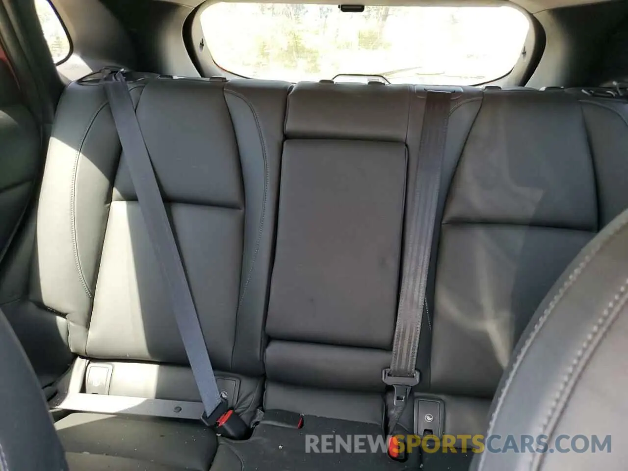 10 Фотография поврежденного автомобиля 3MVDMBBM5PM546851 MAZDA CX30 2023