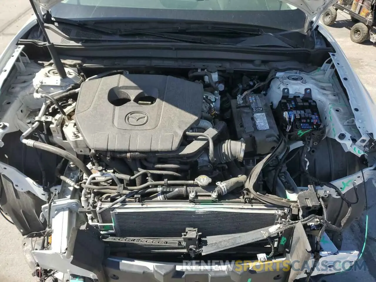 12 Photograph of a damaged car 3MVDMBBM8PM568732 MAZDA CX30 2023