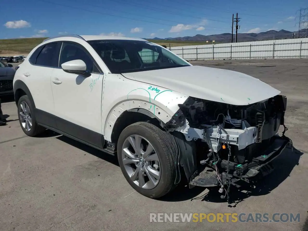 4 Photograph of a damaged car 3MVDMBBM8PM568732 MAZDA CX30 2023