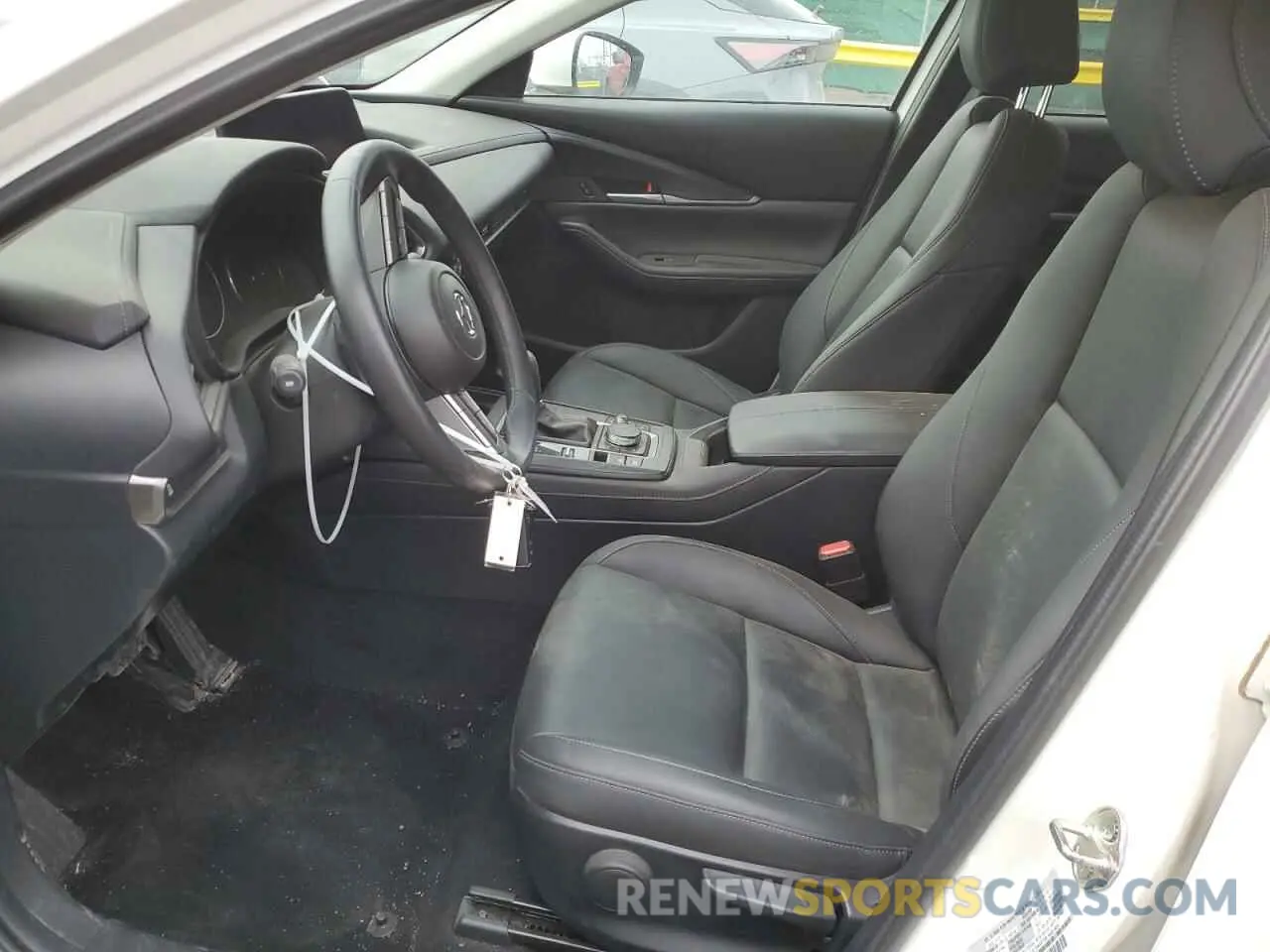 7 Photograph of a damaged car 3MVDMBBMXPM514901 MAZDA CX30 2023