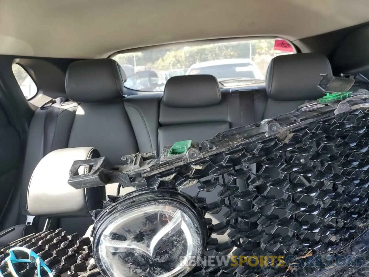 10 Photograph of a damaged car 3MVDMBCM1PM582423 MAZDA CX30 2023