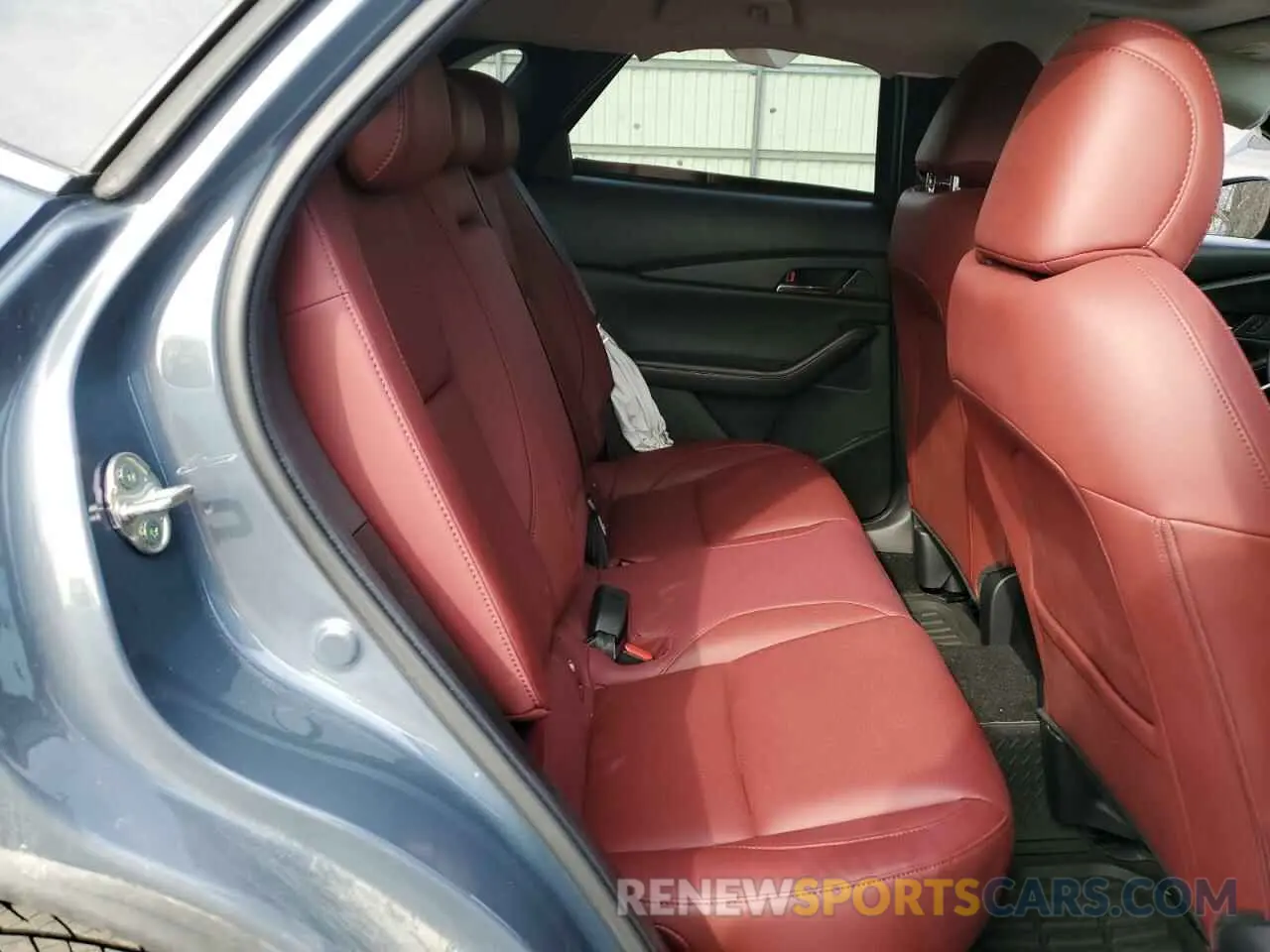 10 Фотография поврежденного автомобиля 3MVDMBCM2PM574041 MAZDA CX30 2023