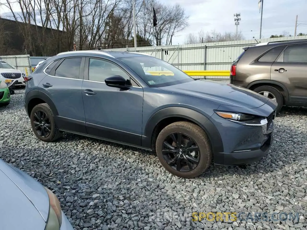 4 Фотография поврежденного автомобиля 3MVDMBCM2PM574041 MAZDA CX30 2023