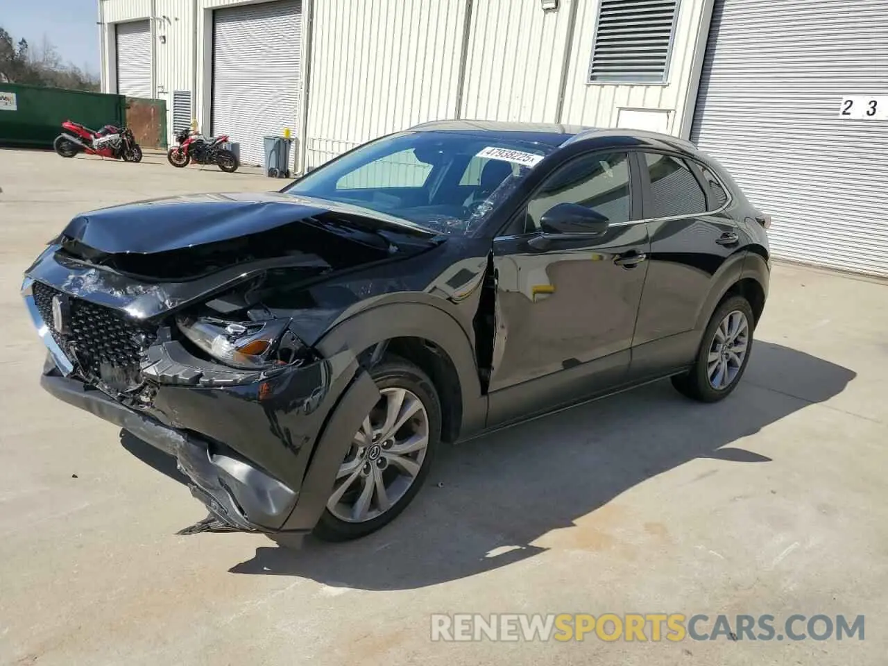 1 Фотография поврежденного автомобиля 3MVDMBCM4PM527285 MAZDA CX30 2023