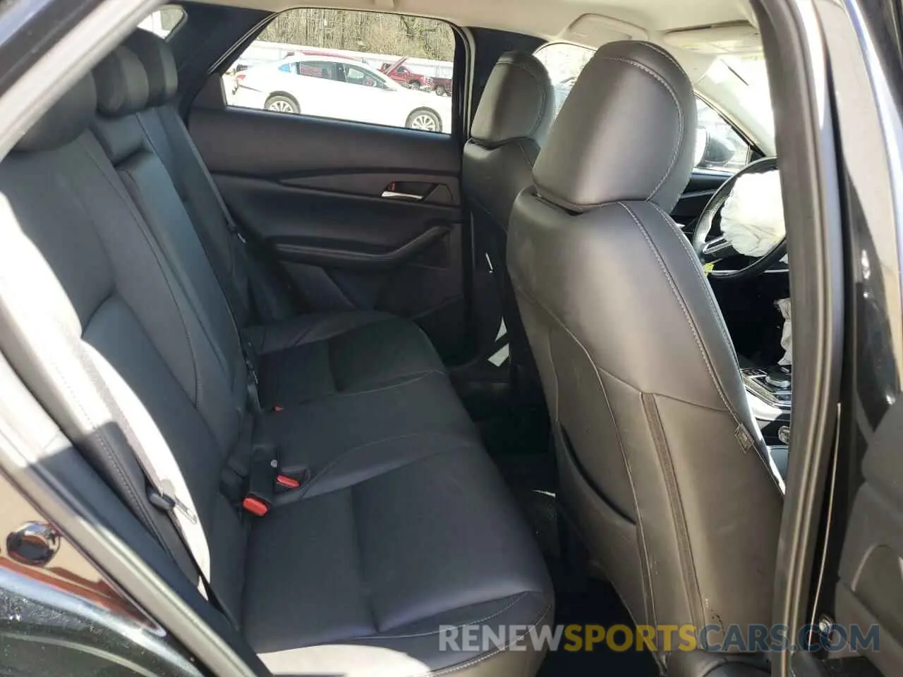 10 Фотография поврежденного автомобиля 3MVDMBCM4PM527285 MAZDA CX30 2023