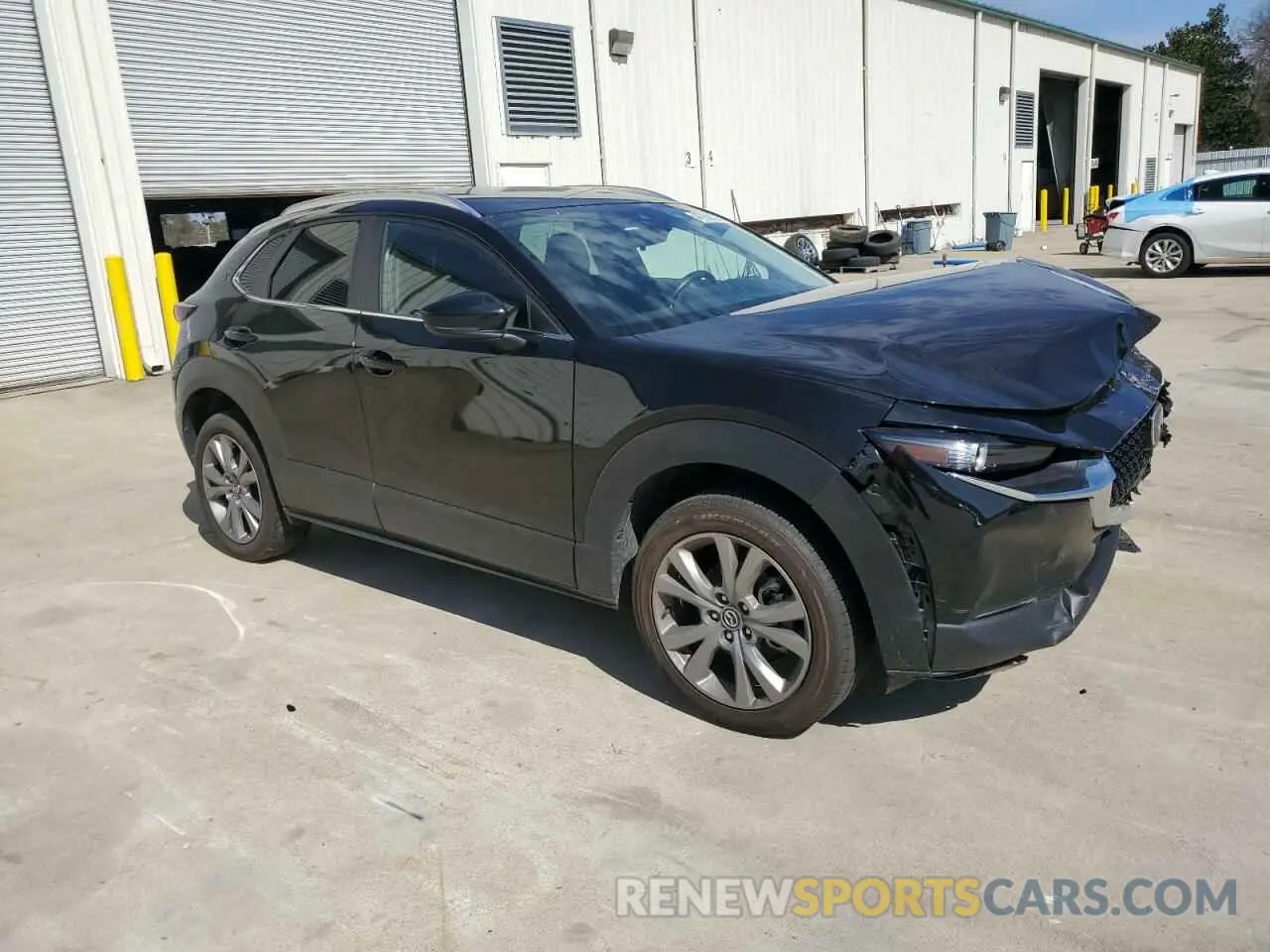 4 Фотография поврежденного автомобиля 3MVDMBCM4PM527285 MAZDA CX30 2023