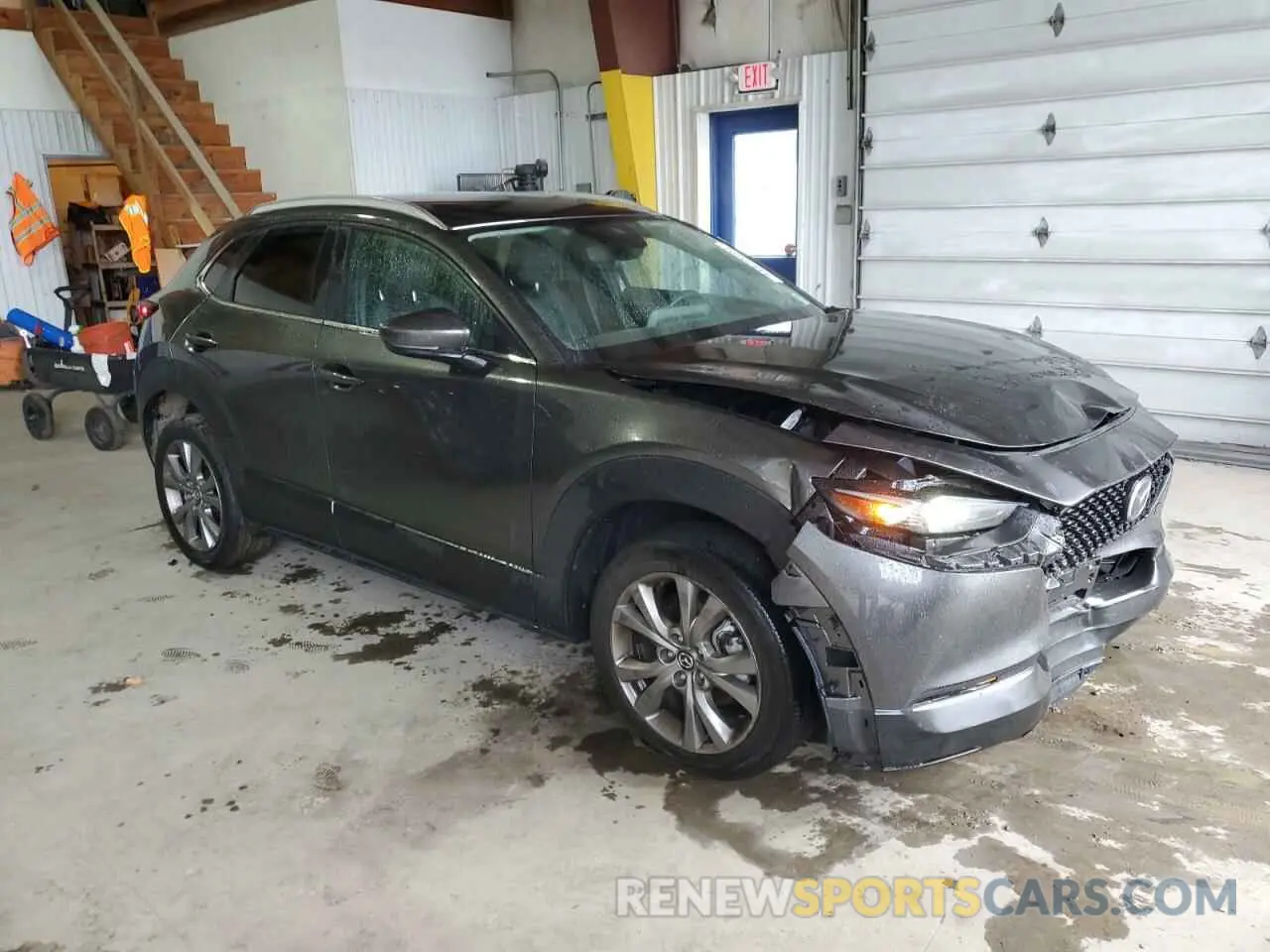 4 Photograph of a damaged car 3MVDMBCM5PM569903 MAZDA CX30 2023