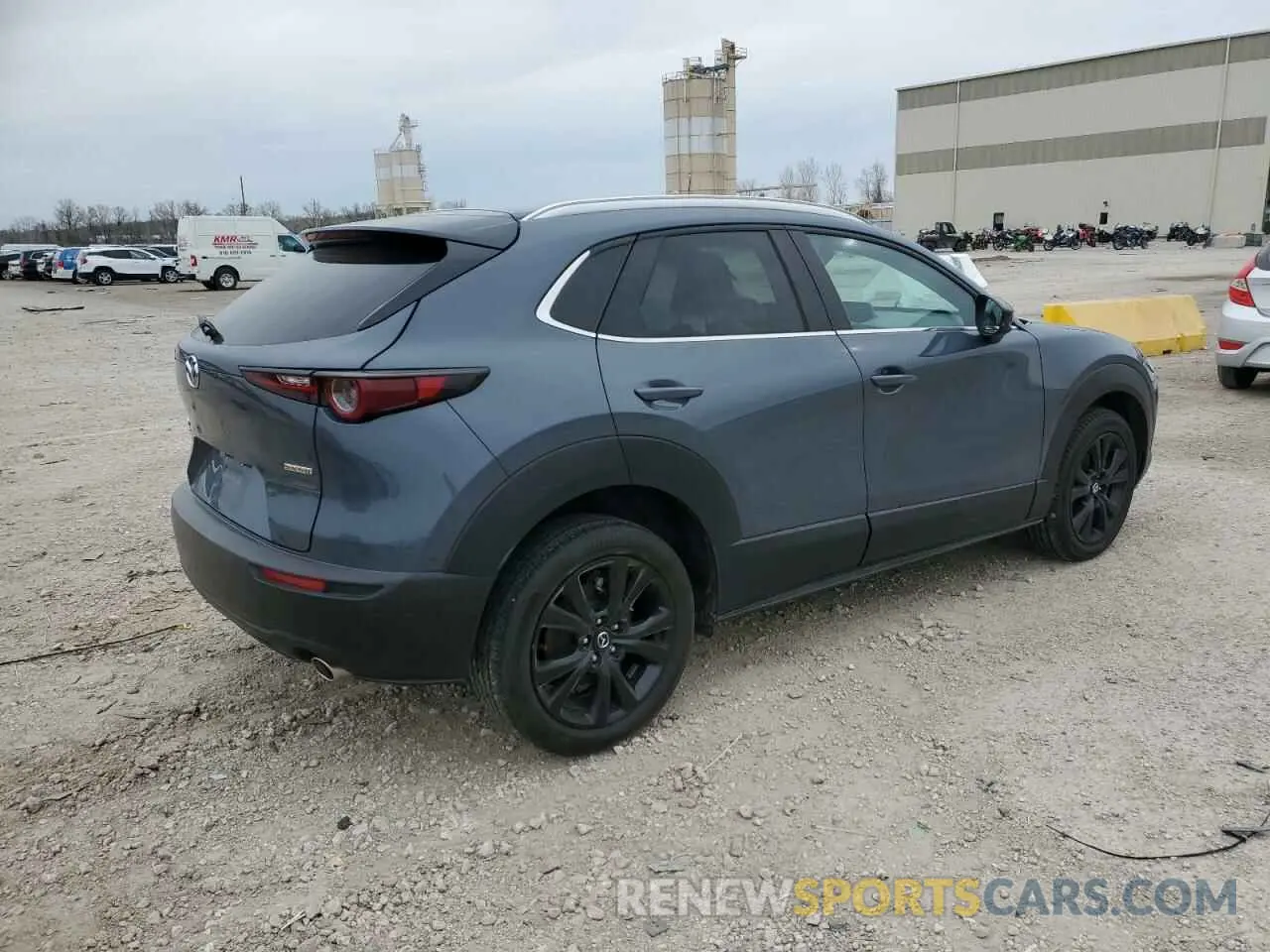 3 Фотография поврежденного автомобиля 3MVDMBCM7PM530374 MAZDA CX30 2023