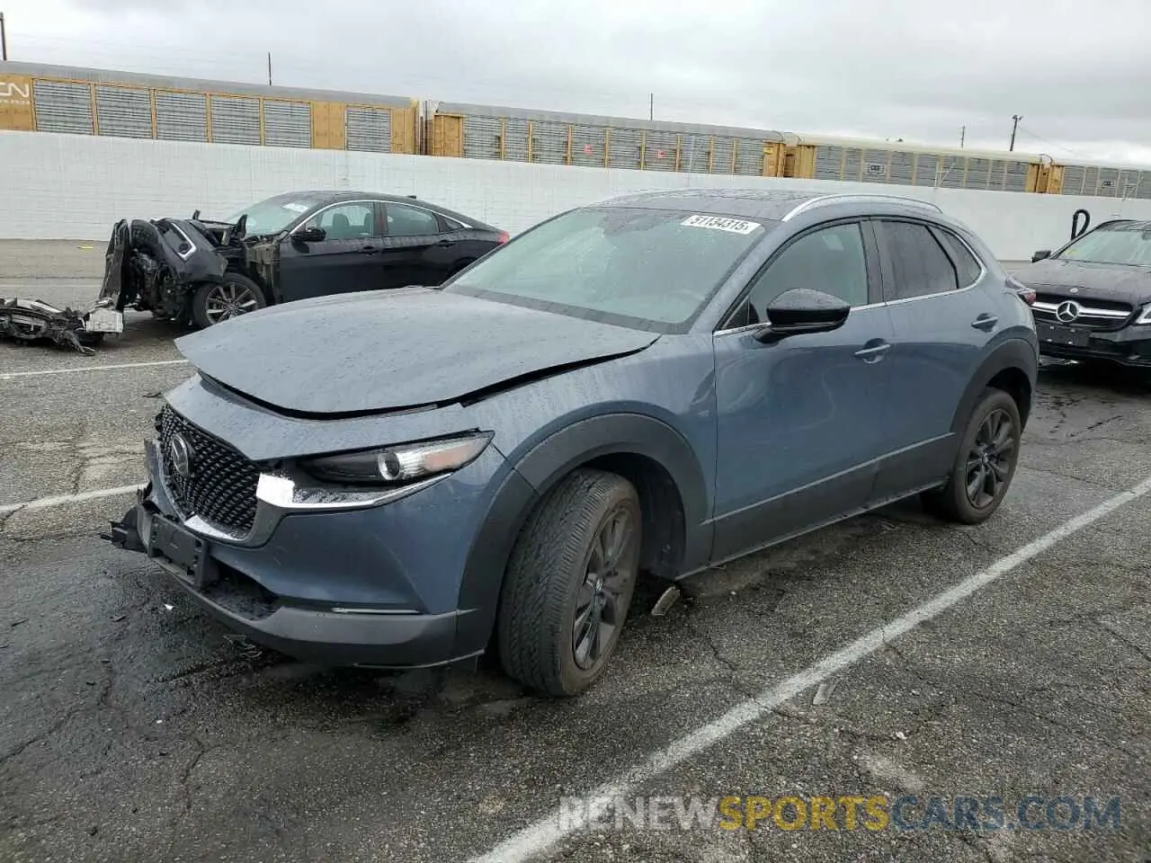 1 Фотография поврежденного автомобиля 3MVDMBCMXPM542809 MAZDA CX30 2023