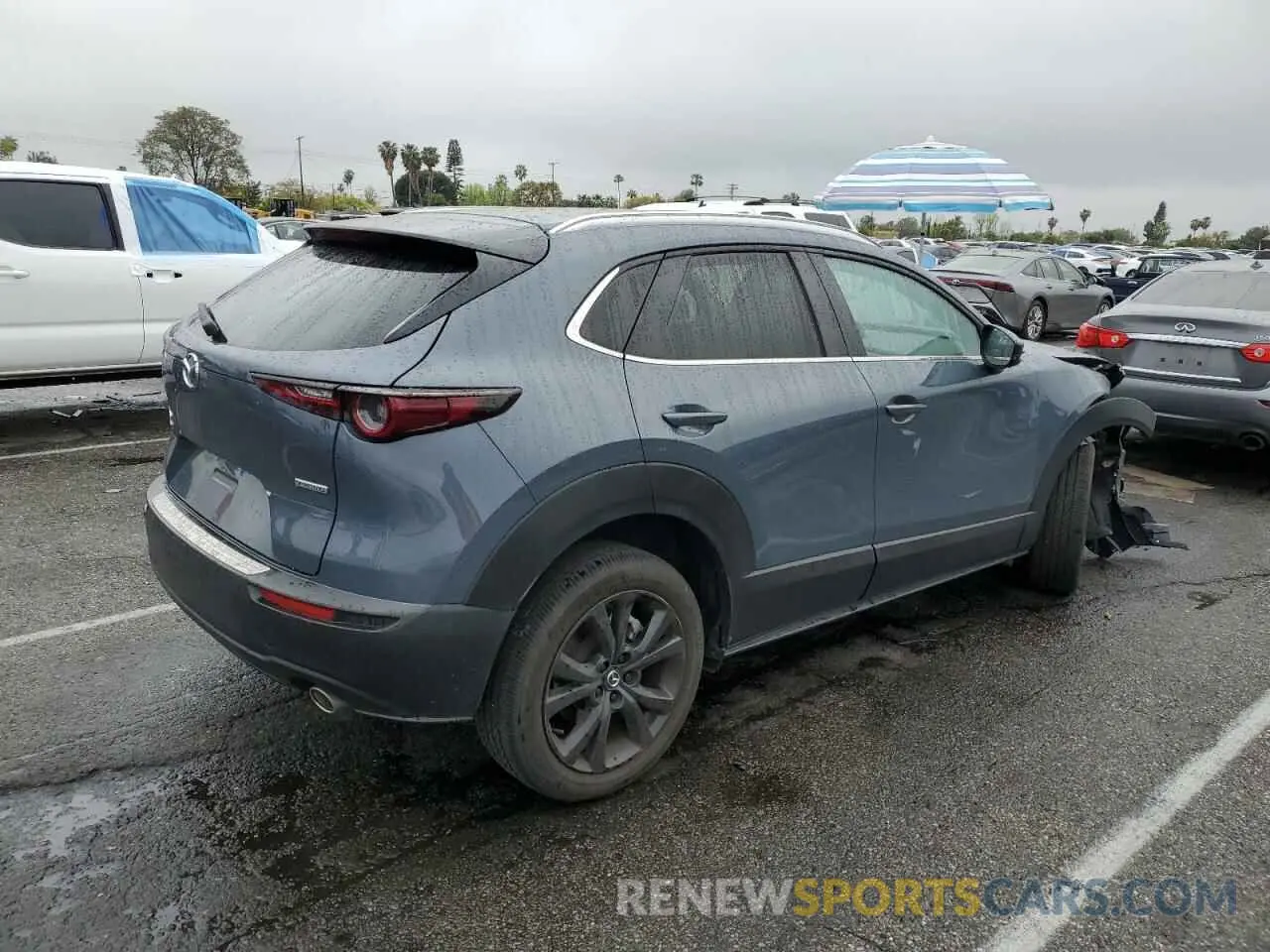 3 Фотография поврежденного автомобиля 3MVDMBCMXPM542809 MAZDA CX30 2023